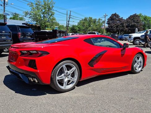 Used 2024 Chevrolet Corvette Stingray Preferred Cpe w/ 2LT RWD image 7