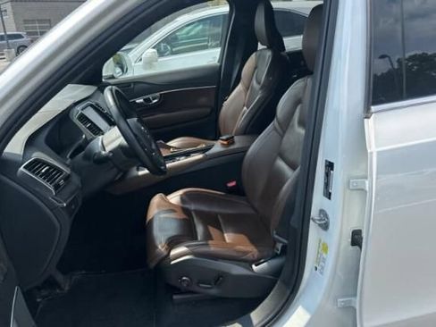 Used 2024 Volvo XC90 B6 Ultimate w/ Protection Package Premier AWD/4WD image 6