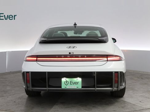 Used 2024 Hyundai Ioniq 6 SEL RWD image 15