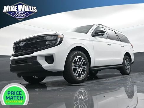 New 2025 Ford Expedition Active image 19