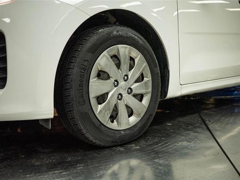 Used 2018 Kia Rio LX w/ Paint Protection Package image 3
