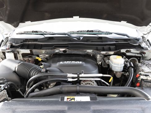 Used 2016 RAM 3500 Tradesman w/ Chrome Appearance Group image 36