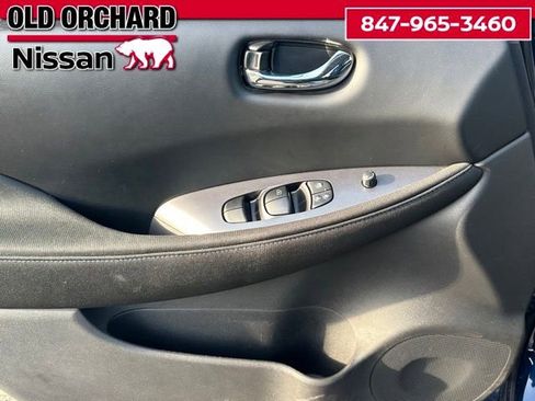 Used 2025 Nissan Leaf S image 8
