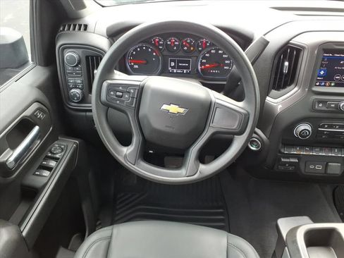 Used 2024 Chevrolet Silverado 2500 Custom w/ Custom Value Package AWD/4WD image 29