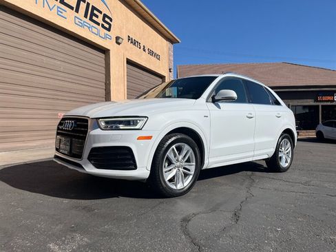 Used 2018 Audi Q3 2.0T Premium Plus w/ Premium Plus Package AWD/4WD image 8