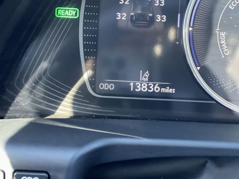 Used 2025 Lexus ES 300h w/ Premium Package image 13