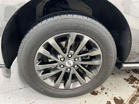 Used 2019 Ford Expedition Limited w/ Driver Assistance Package AWD/4WD image 28
