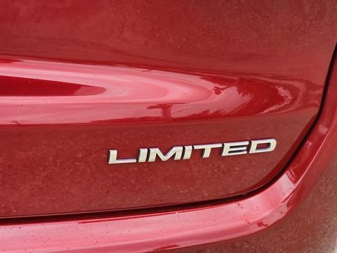 Used 2025 Jeep Compass Limited AWD/4WD image 8