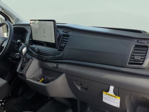 New 2026 Ford Transit 250 148 Medium Roof RWD image 27