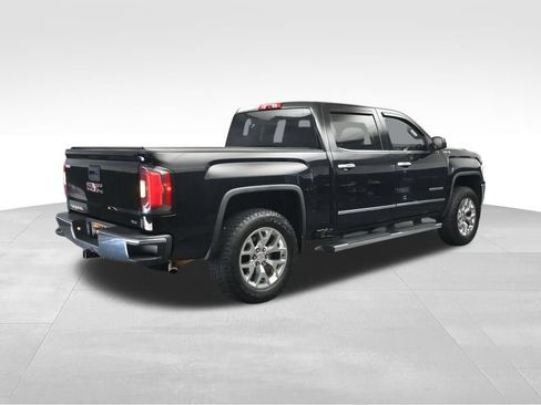 Used 2018 GMC Sierra 1500 SLT w/ SLT Premium Package AWD/4WD image 5