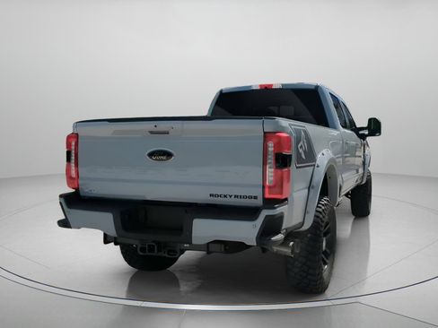 Used 2025 Ford F250 Lariat w/ Lariat Ultimate Package image 27