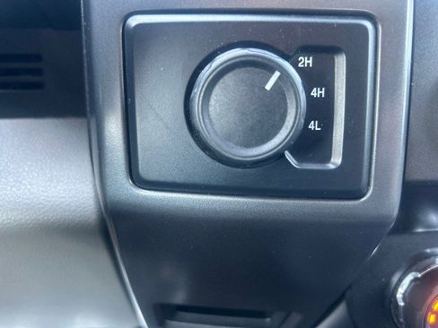 Used 2019 Ford F150 XLT AWD/4WD image 17