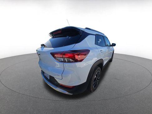 Used 2025 Chevrolet TrailBlazer LT image 9