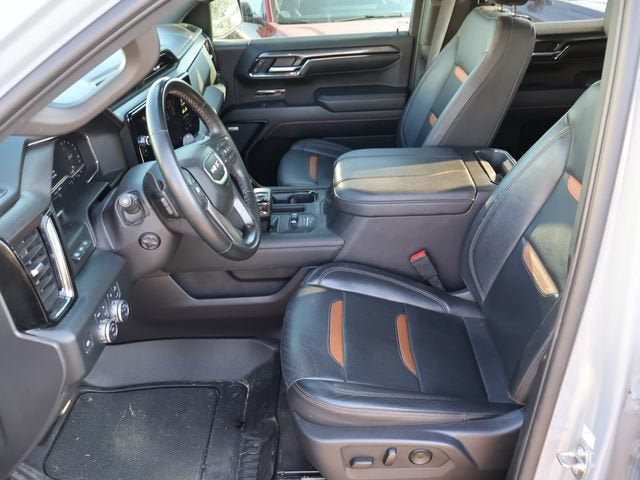 Used 2024 GMC Sierra 1500 AT4 w/ Technology Package AWD/4WD image 16