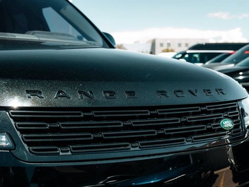 Used 2023 Land Rover Range Rover Sport SE Dynamic AWD/4WD image 10