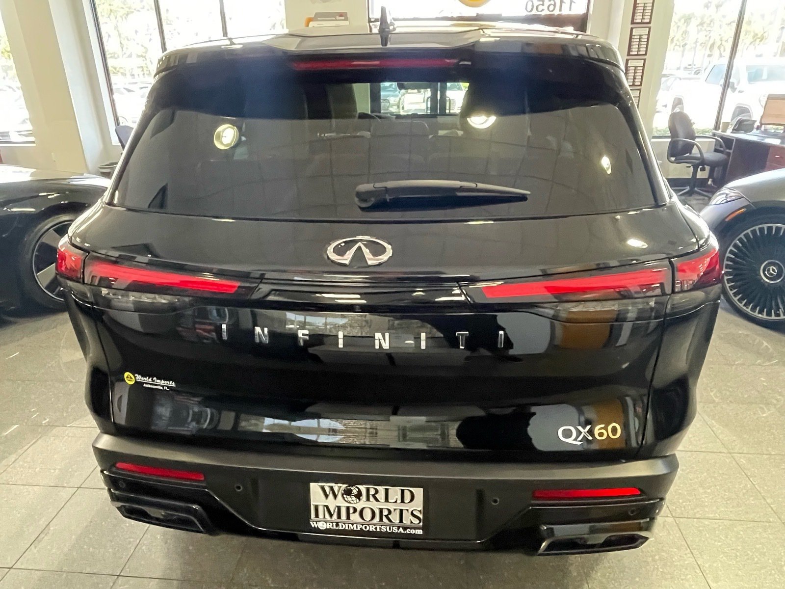 Used 2025 INFINITI QX60 Pure FWD image 4