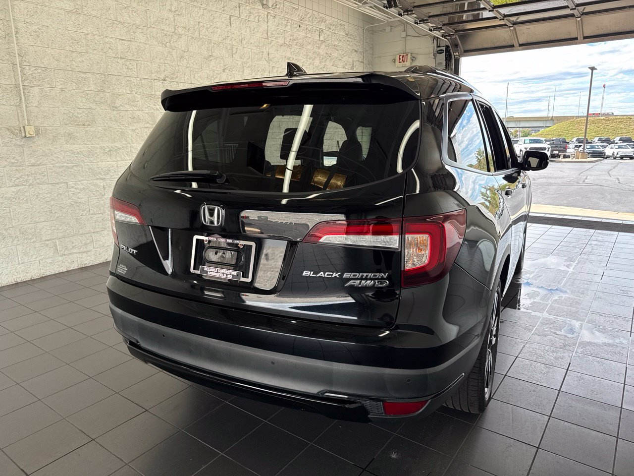 Used 2021 Honda Pilot Black Edition image 7