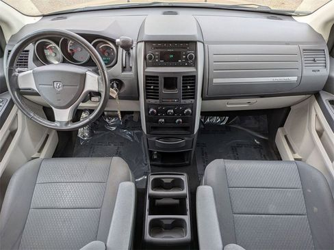 Used 2010 Dodge Grand Caravan SE w/ SE Plus Group image 30