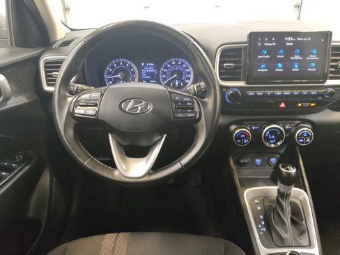 Used 2021 Hyundai Venue SEL w/ Premium Package FWD image 22