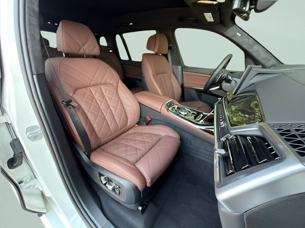 New 2027 BMW X7 xDrive40i w/ Executive Package AWD/4WD image 23