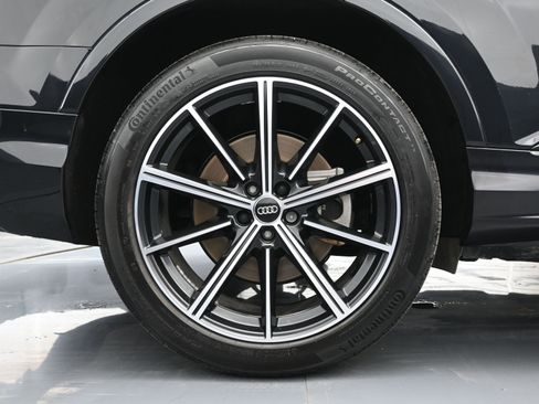 Used 2020 Audi Q7 3.0T Prestige w/ Prestige Package image 17