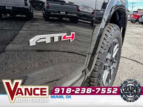 New 2026 GMC Terrain AT4 AWD/4WD image 17
