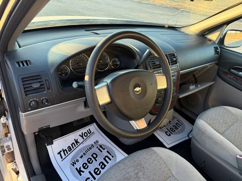 Used 2007 Chevrolet Uplander image 11