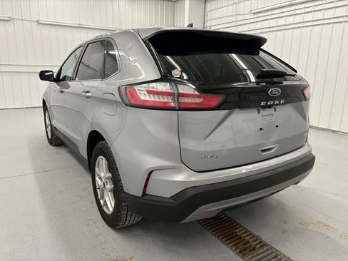 Used 2024 Ford Edge SEL AWD/4WD image 12
