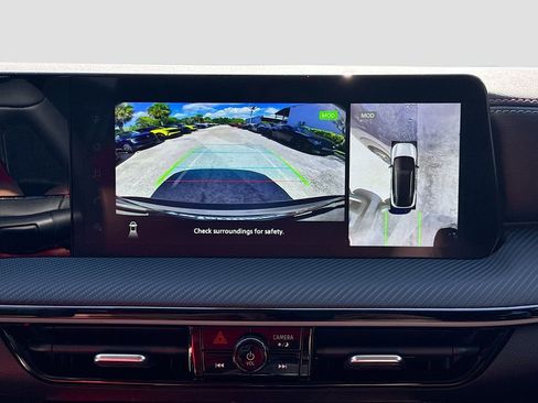 New 2025 Nissan Kicks SR image 14