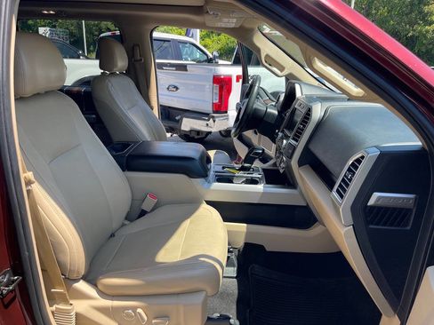 Used 2015 Ford F150 Lariat w/ Equipment Group 502A Luxury AWD/4WD image 36