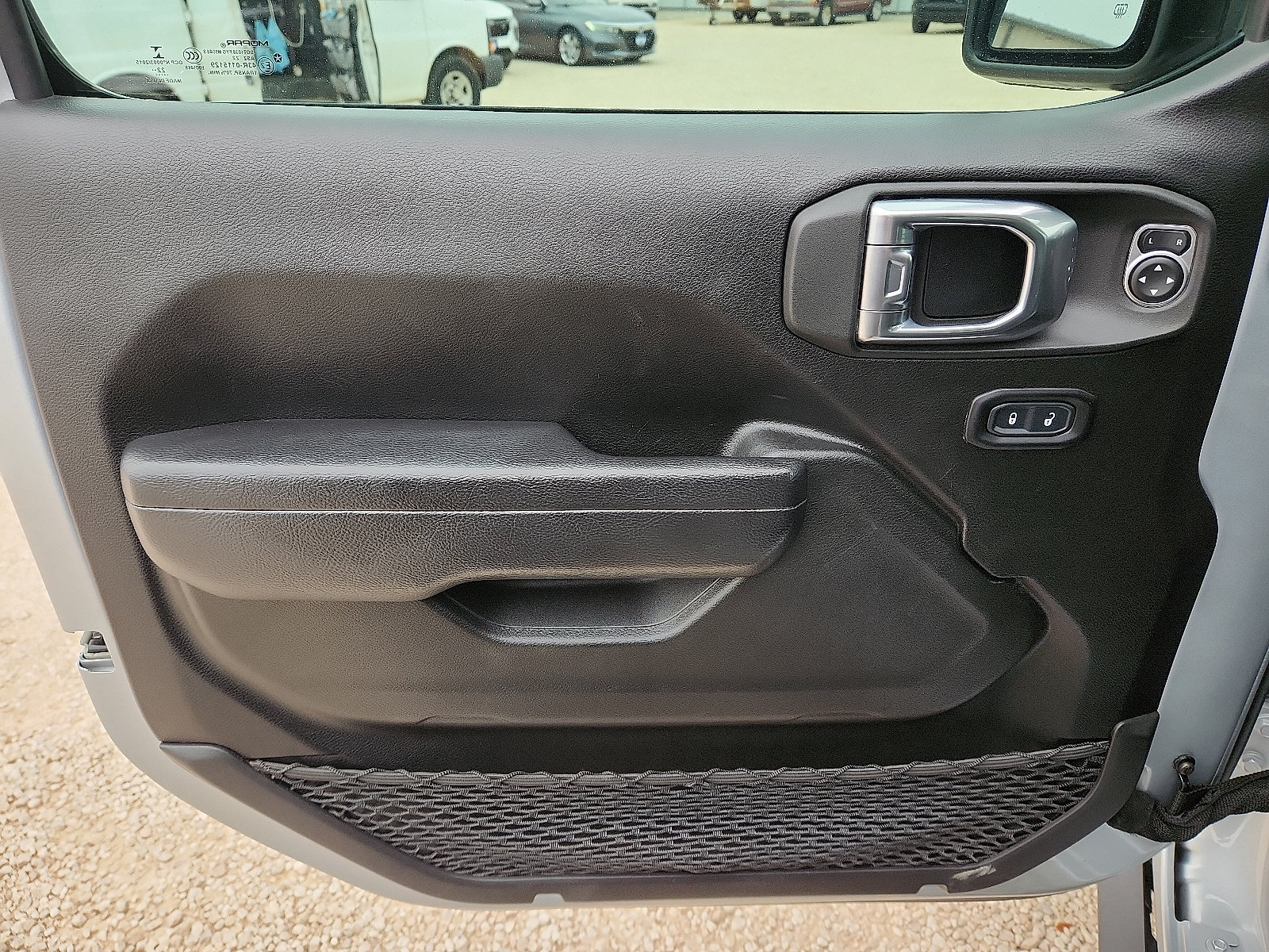 Used 2023 Jeep Gladiator Sport AWD/4WD image 12