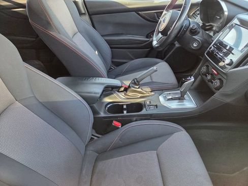 Used 2019 Subaru Crosstrek 2.0i Premium AWD/4WD image 4