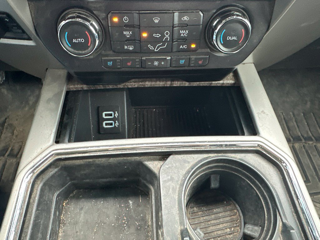 Used 2019 Ford F250 Lariat w/ Chrome Package AWD/4WD image 46