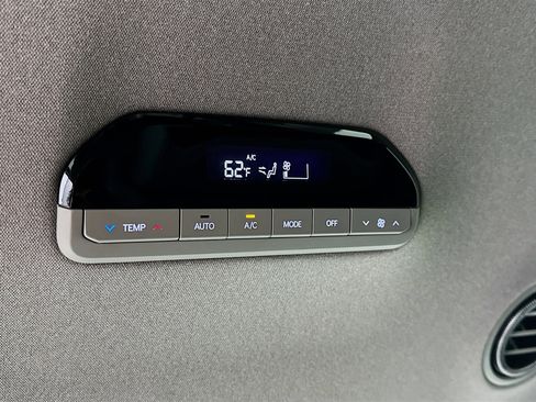 Used 2024 Kia EV9 Light Long Range image 28