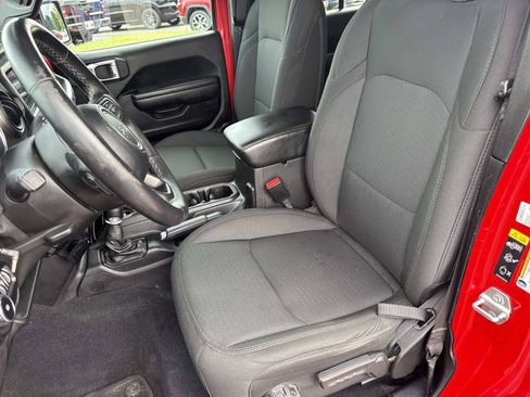 Used 2021 Jeep Wrangler Unlimited Sport AWD/4WD image 20
