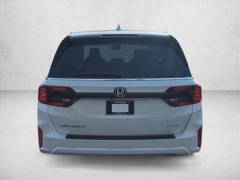 New 2026 Honda Odyssey Elite image 8