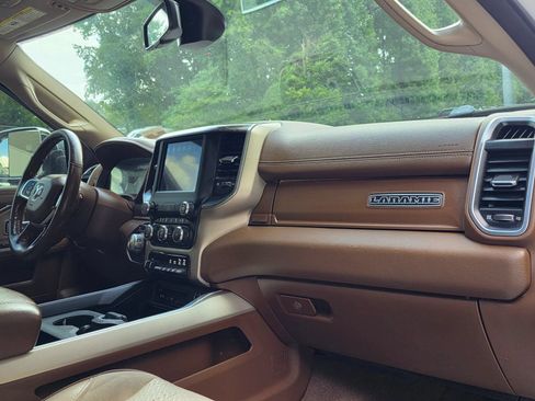 Used 2019 RAM 2500 Laramie AWD/4WD image 32