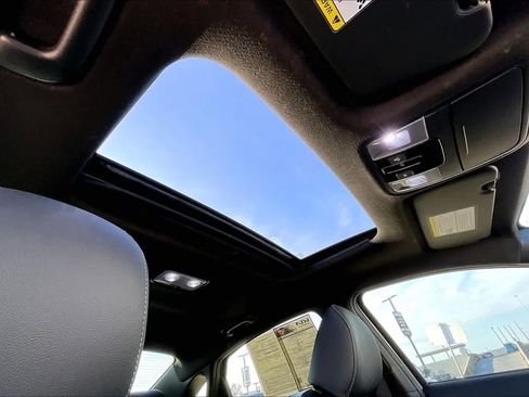 Used 2024 Kia Forte GT-Line w/ GT-Line Premium Package image 30