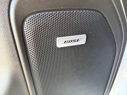 Used 2019 Chevrolet Silverado 1500 High Country w/ Technology Package image 15