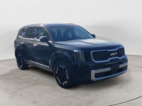 Used 2025 Kia Telluride S image 7