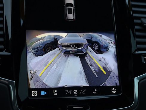 Used 2023 Volvo XC90 T8 Ultimate w/ Protection Package Premier image 11