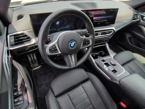 Certified 2023 BMW i4 eDrive40 w/ M Sport Package RWD image 10