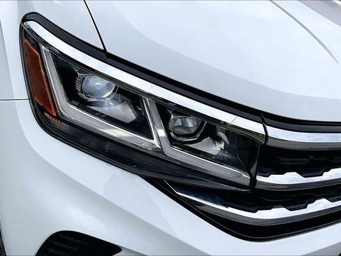 Used 2020 Volkswagen Atlas Cross Sport SEL AWD/4WD image 26