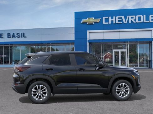 New 2026 Chevrolet TrailBlazer LS w/ LS Convenience Package AWD/4WD image 5