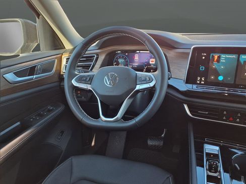 New 2026 Volkswagen Atlas SE image 19