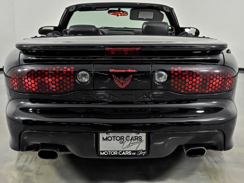 Used 2002 Pontiac Firebird Trans Am RWD image 9