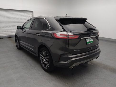 Used 2019 Ford Edge Titanium w/ Equipment Group 301A FWD image 5