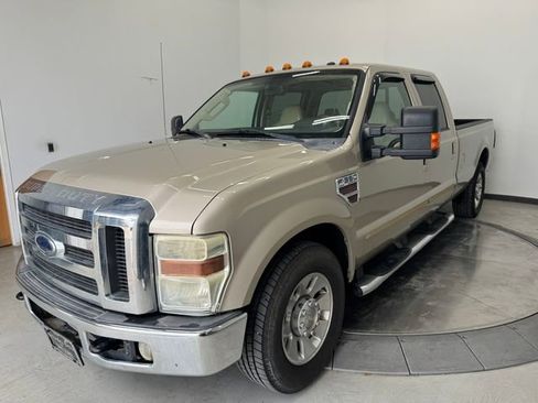 Used 2010 Ford F350 Lariat image 27