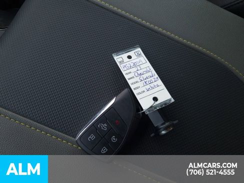 Used 2023 Chevrolet Silverado 1500 ZR2 image 34