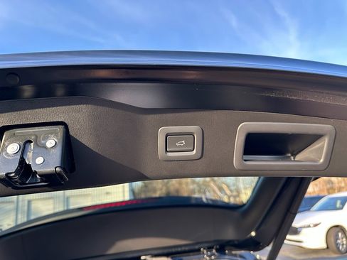 New 2025 MAZDA CX-5 AWD 2.5 S w/ Preferred Package image 24
